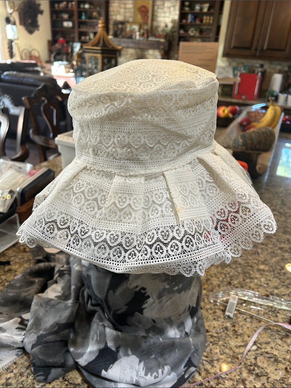 1970’s Lace Wide Brim Hat Soft and Floppy Sz M